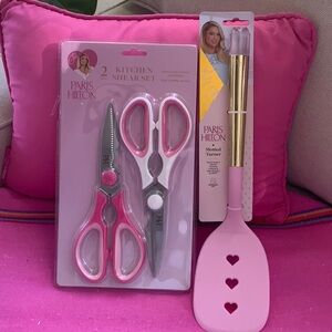 Paris Hilton Shear Set & Slotted Turner
